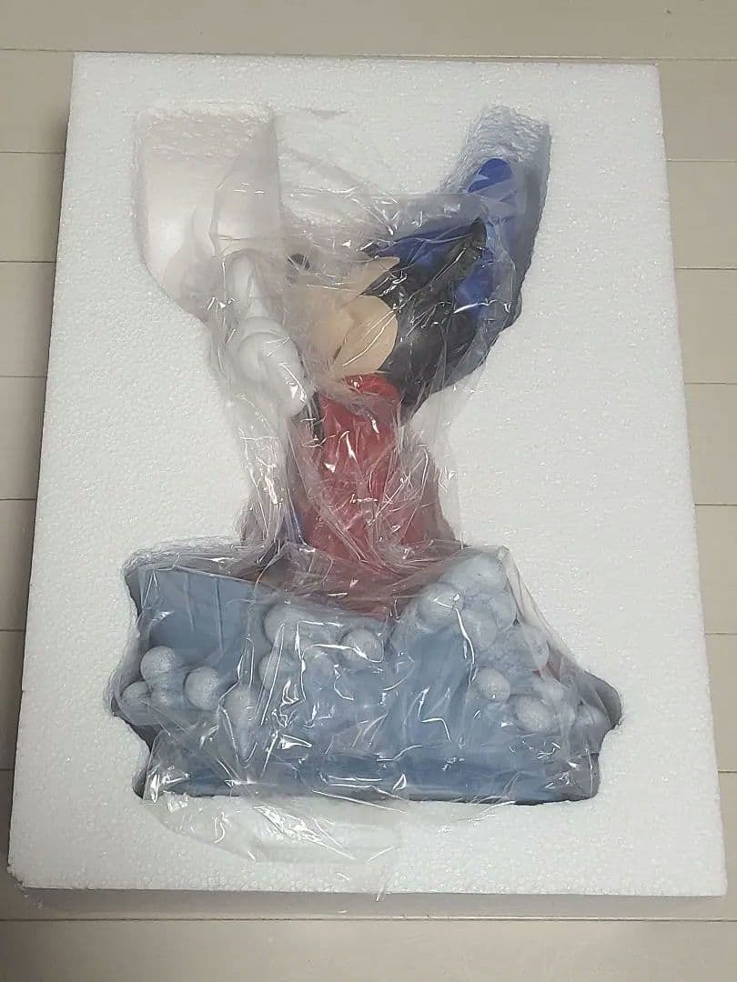 ミッキーマウス 魔法使い フィギュア