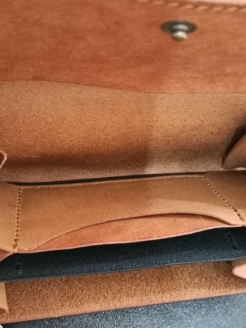 お買い得！アトリエラボ、ブラウンレザー長財布