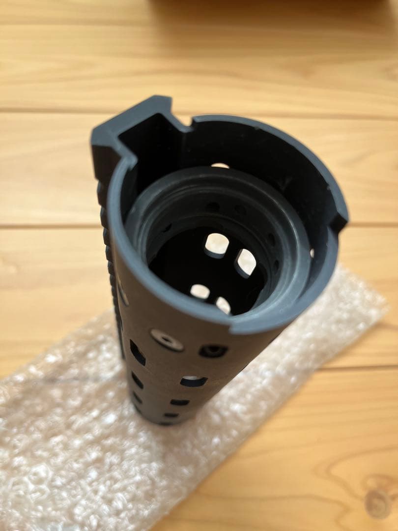 新品未使用　MADBULL D.D MFR RAS 7インチ ハンドガード
