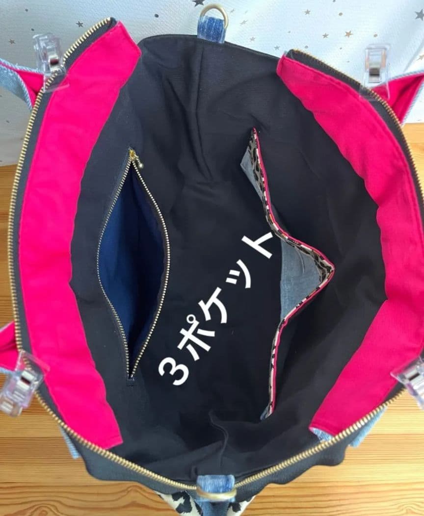 大きめデニムリメイクバッグ（LL）No.953☆トートバッグ　ミニミニポーチ