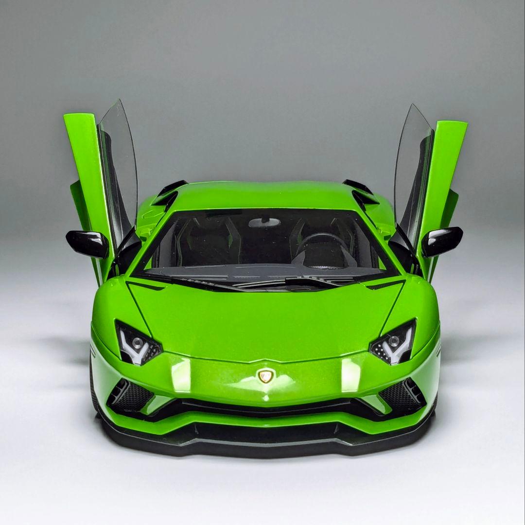 オートアート 1/18 ランボルギーニ アヴェンタドールS パールグリーン