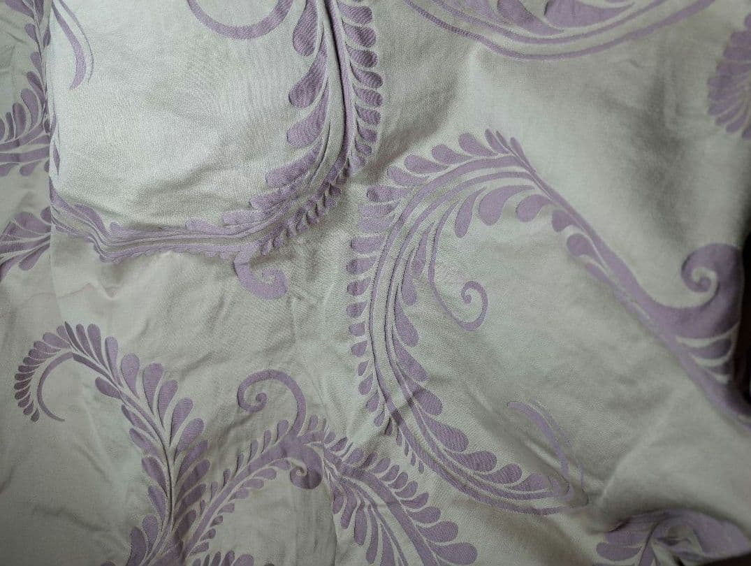 ローラアシュレイ カーテン (薄紫　幅約148cm、丈約240cm)