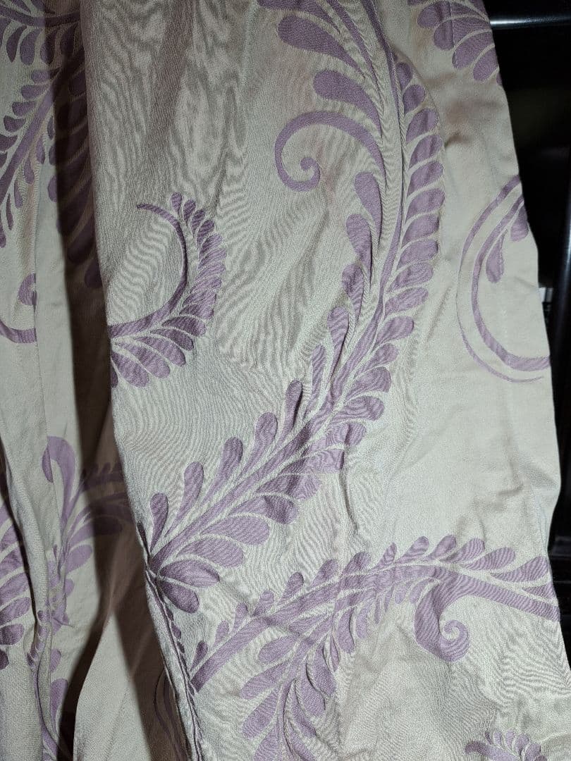 ローラアシュレイ カーテン (薄紫　幅約148cm、丈約240cm)