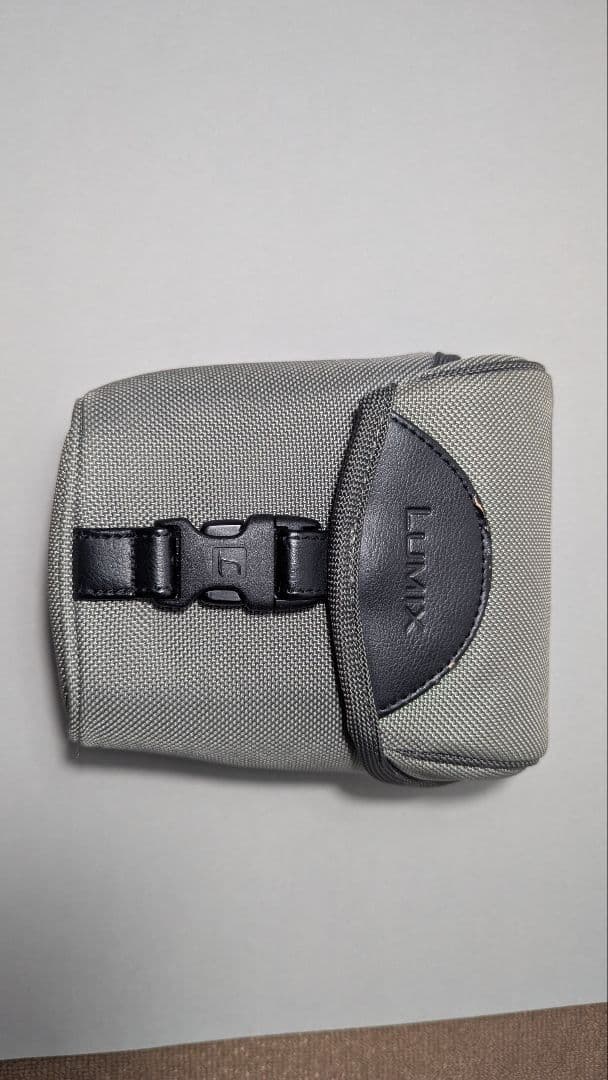 Panasonic LUMIX DMC-FZ8 デジタルカメラ