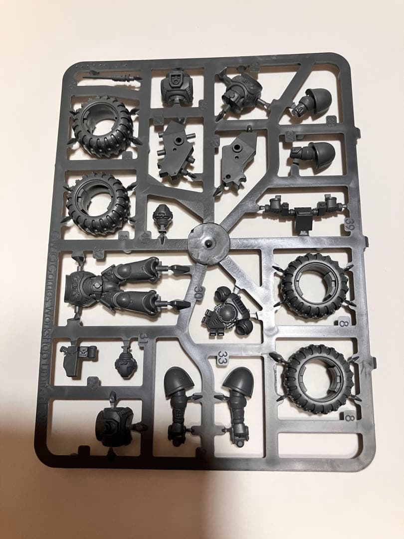 Primaris Invader ATV ウォーハンマー