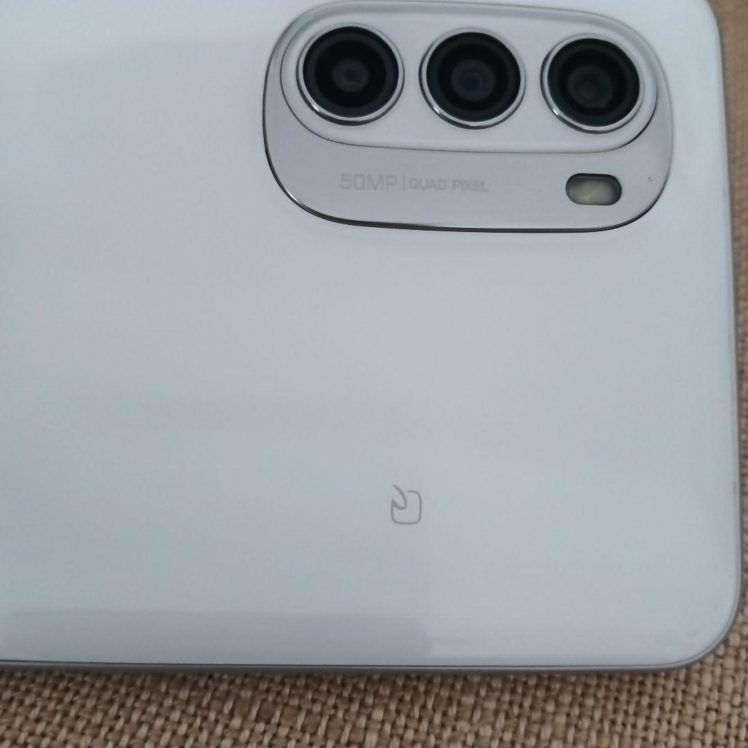 美品シムフリーmotorolaモトローラ ホワイト moto g52j 5G