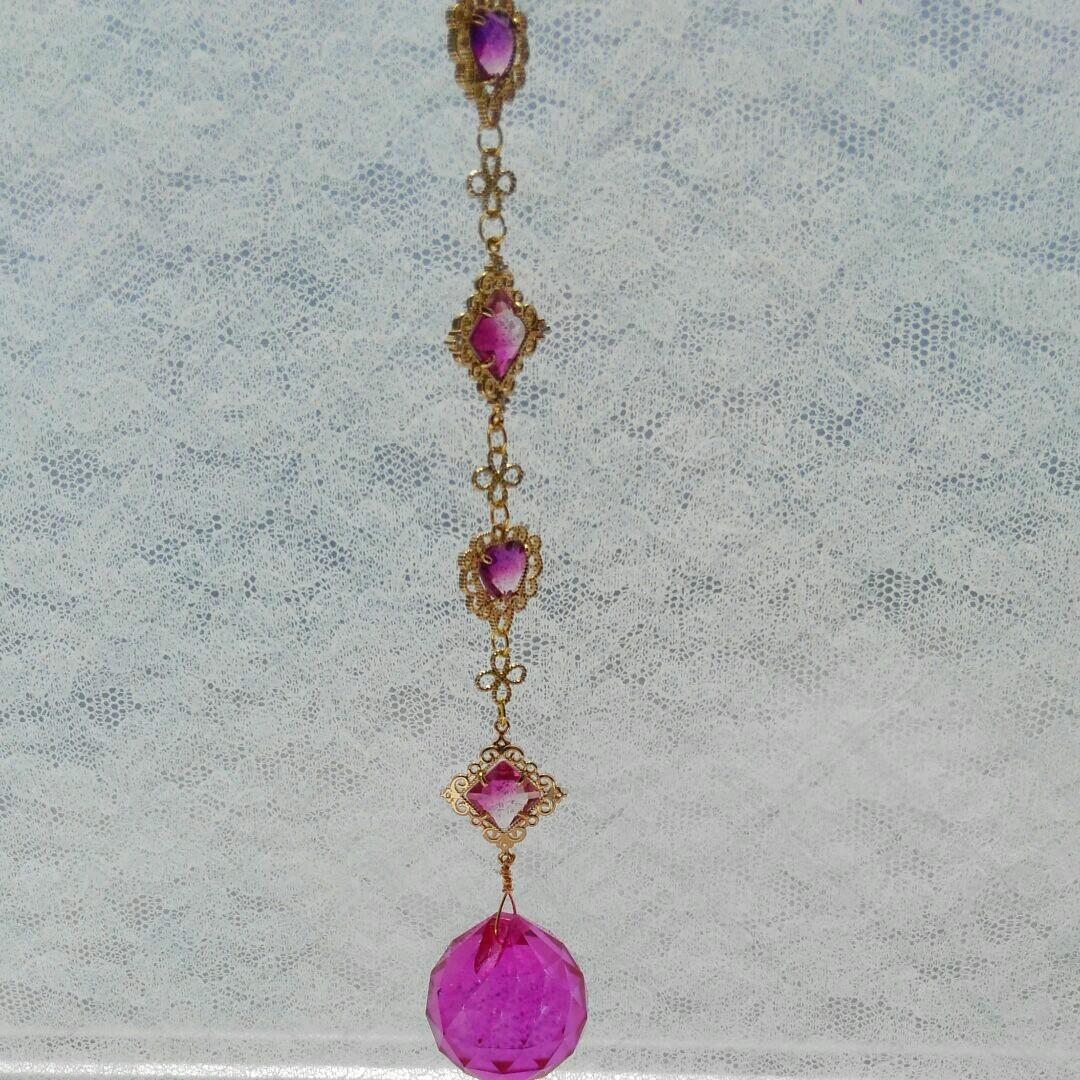 サンキャッチャー♡ハンドメイド「ベリーピンクのステンドグラス♡」