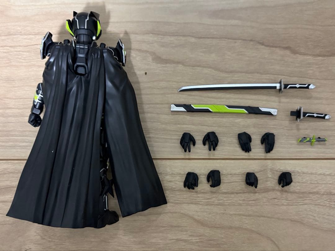 仮面ライダータイクーン　ブジンソード　フィギュアーツ