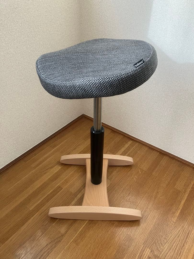 腰痛対策椅子　バランスシナジー　バランスラボ