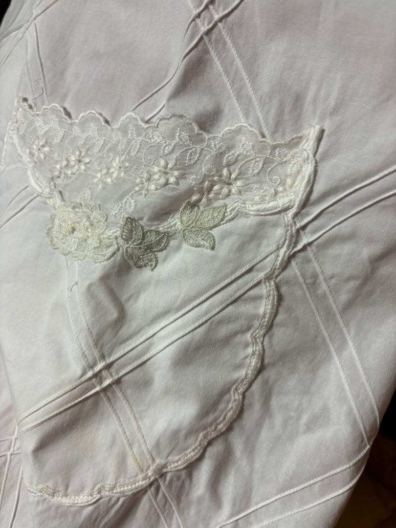 ヒスクーローネ　エプロン