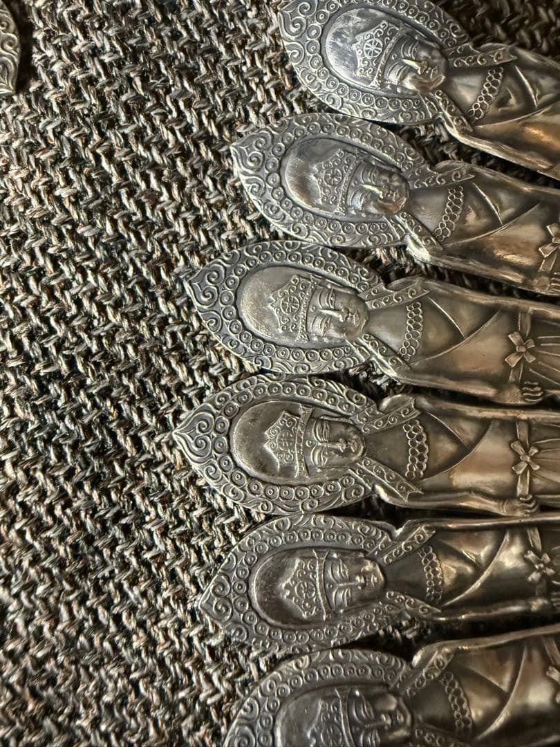 手彫り工芸品食器