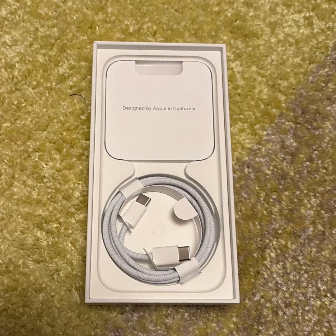 【美品】iPhone 15 256GB ブルー TORRASカバー同封