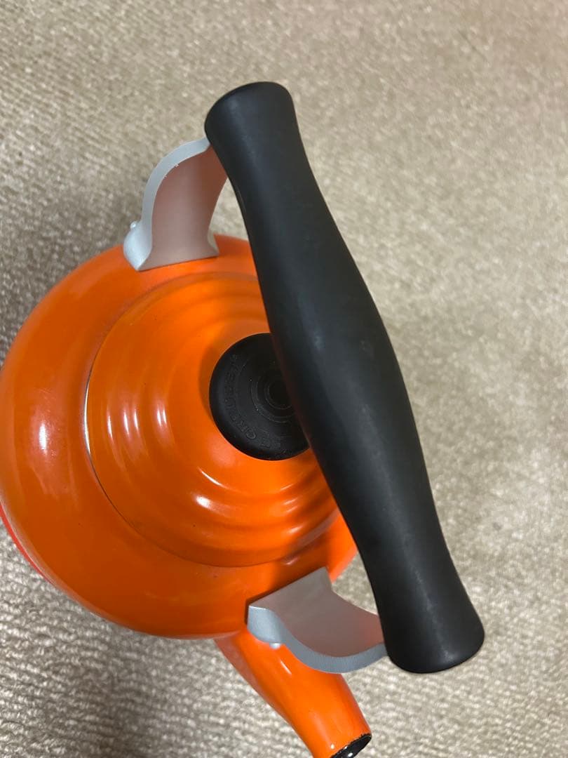 新品未使用　ル・クルーゼ ケトル 2.1Lアルミダイキャストハンドル