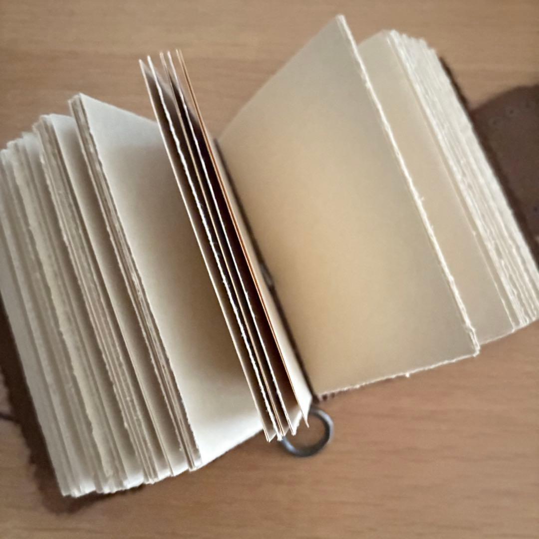 牛革手帳　アンティーク調　中世ヨーロッパ風　ノート