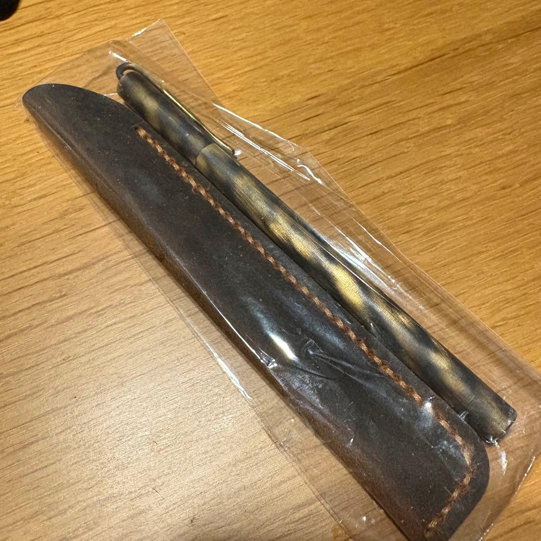 牛革手帳　アンティーク調　中世ヨーロッパ風　ノート