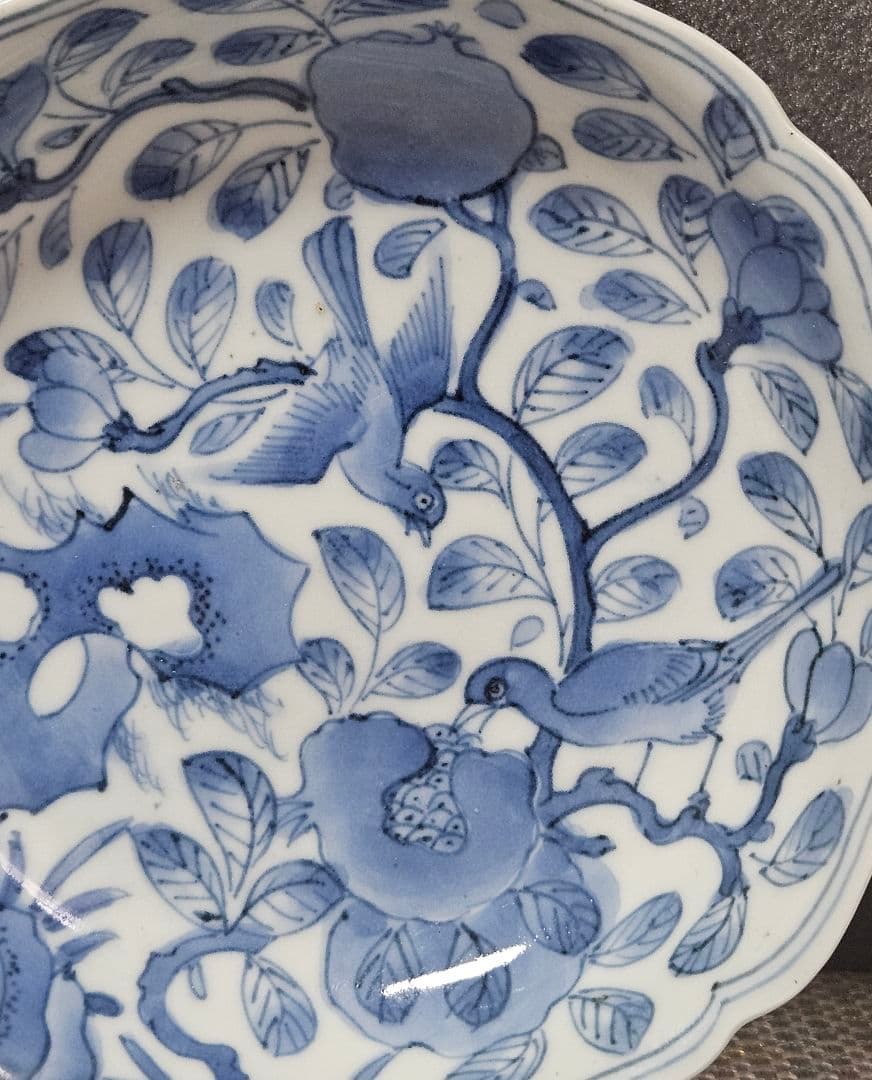 本物保証❗️】江戸前期～中期 藍柿右衛門　柘榴に双鳥図　14.8cm　 唐草文皿