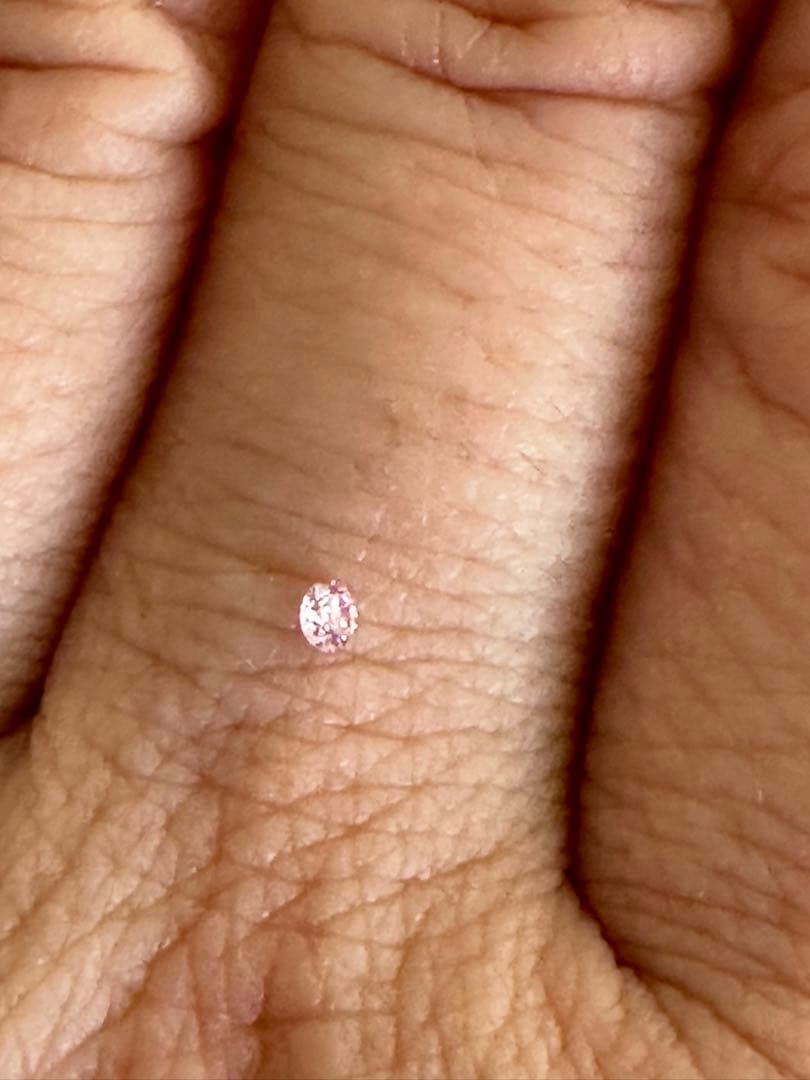 え？！早い者勝ち特別価格22:00まで色のり抜群　ピンクダイヤモンド0.04ct