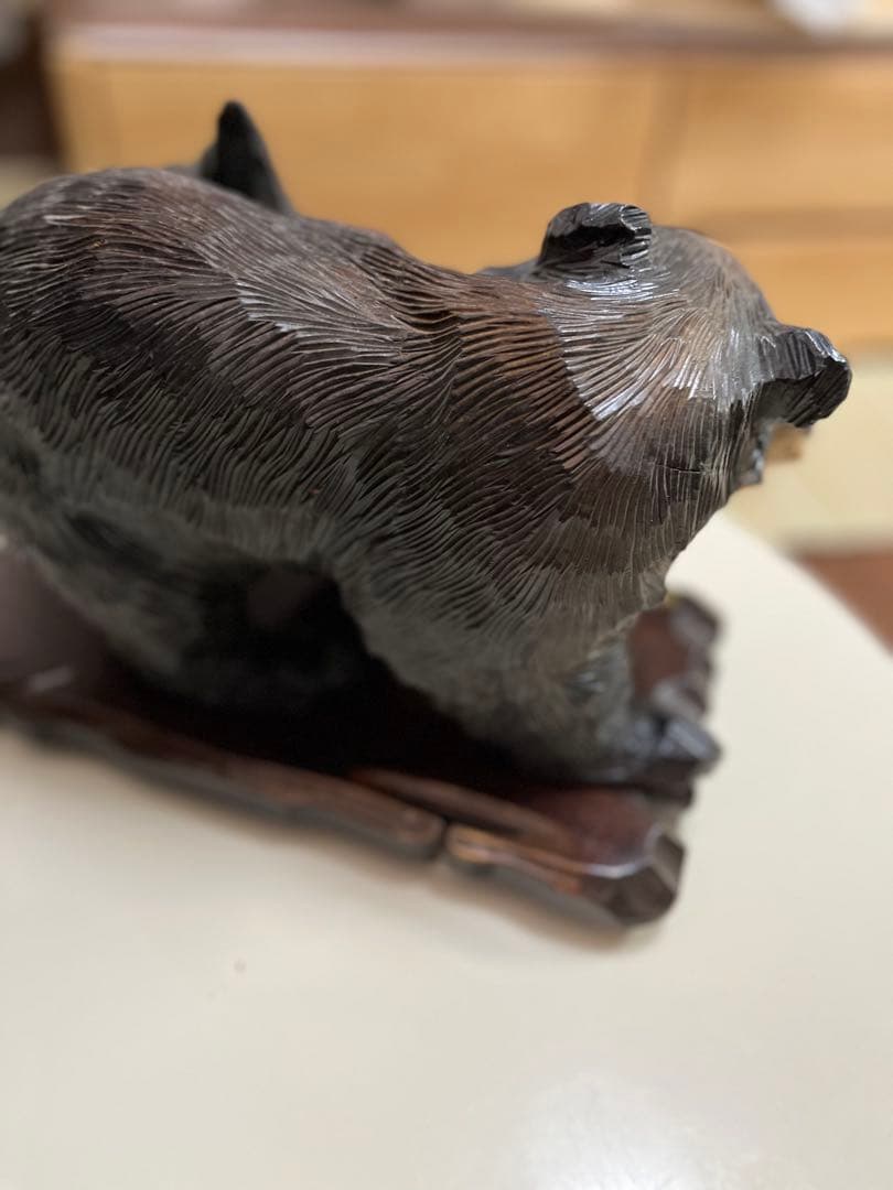 ドーホク　北海道　アイヌ名作　クマと魚の彫刻