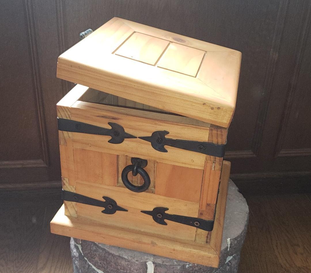 【美品】アンティーク風　ケース