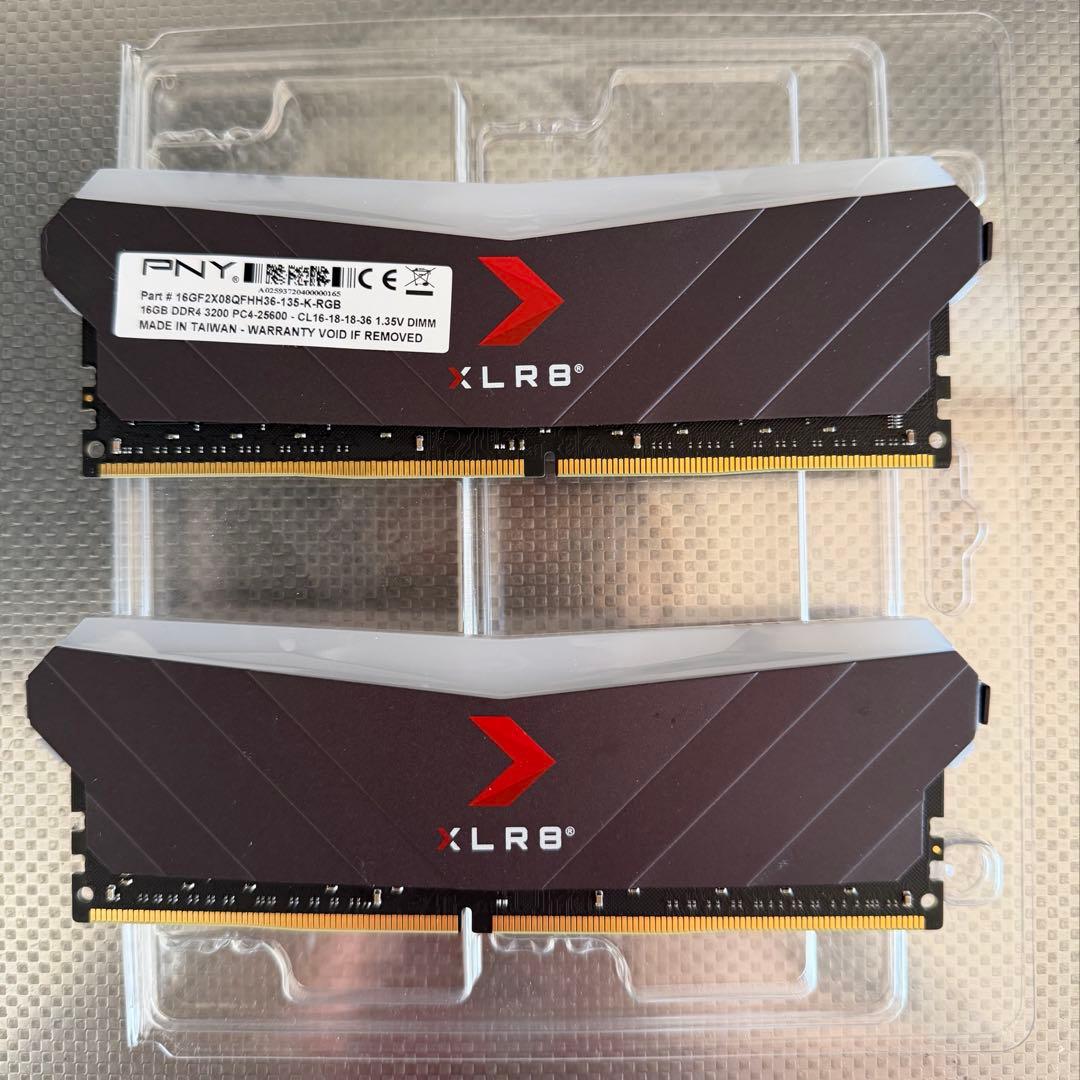 メモリー PNY XLR8 32GB (16GBx2) RGB DDR4 3200MHz