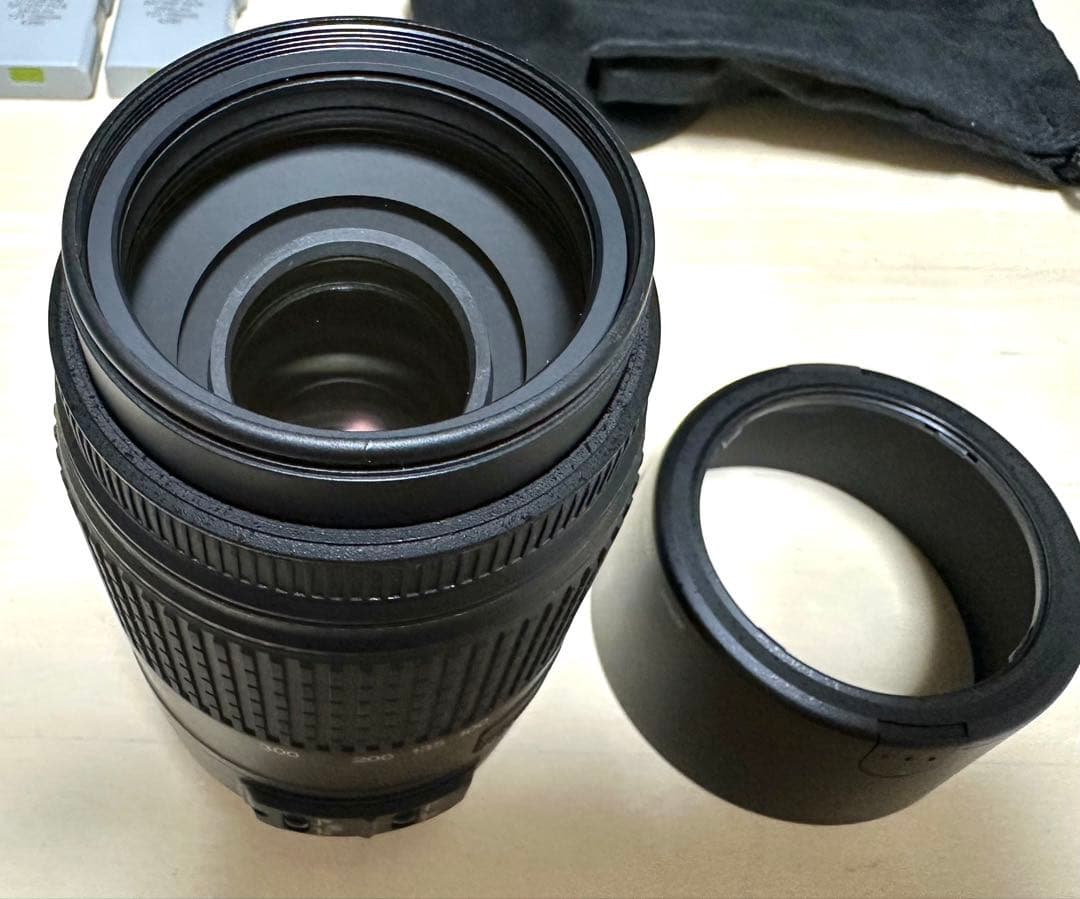 NIKON ニコン D5500 ダブルズームキット バッテリー2個 保証書付き