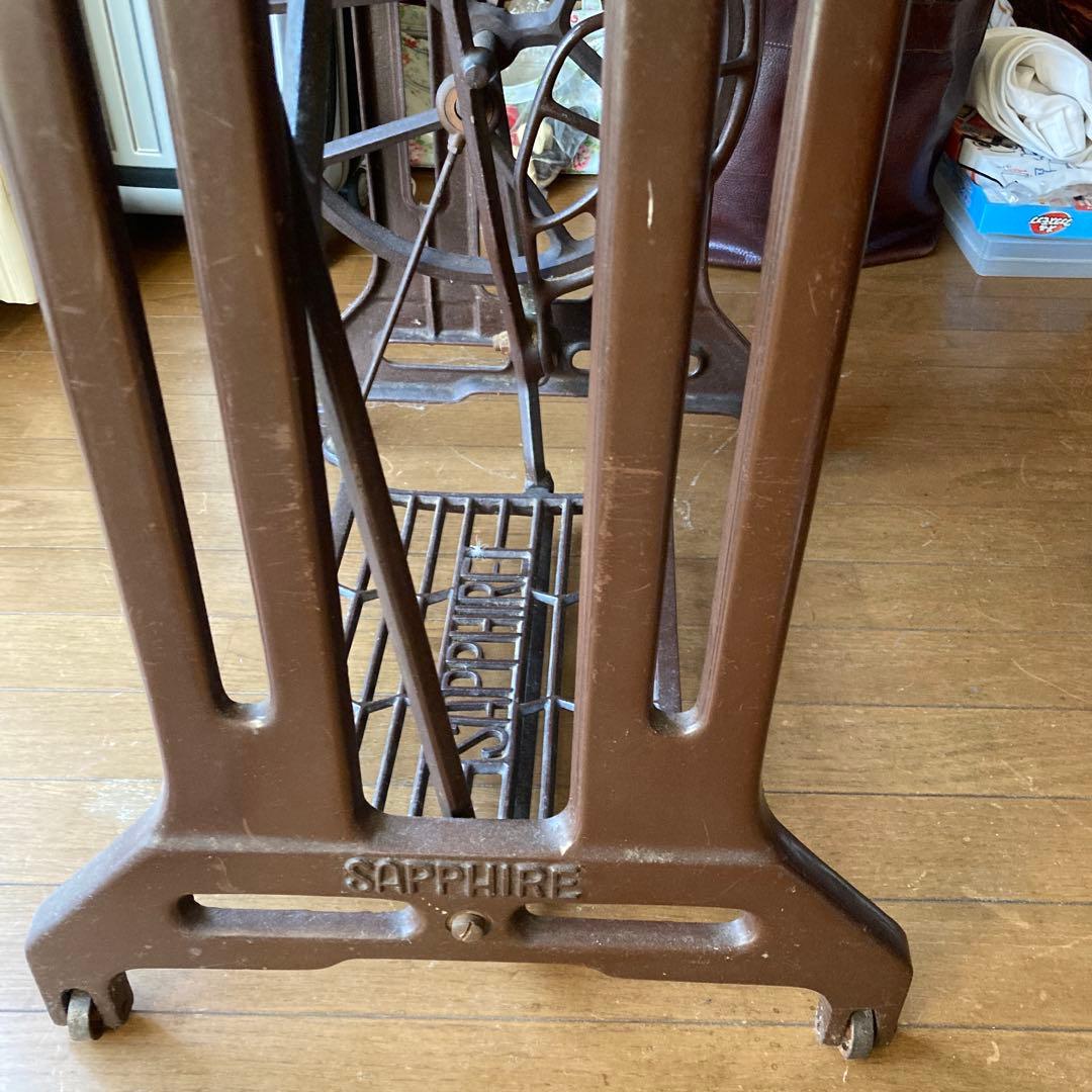 アンティークミシン台　ハスクバーナ　サファイア