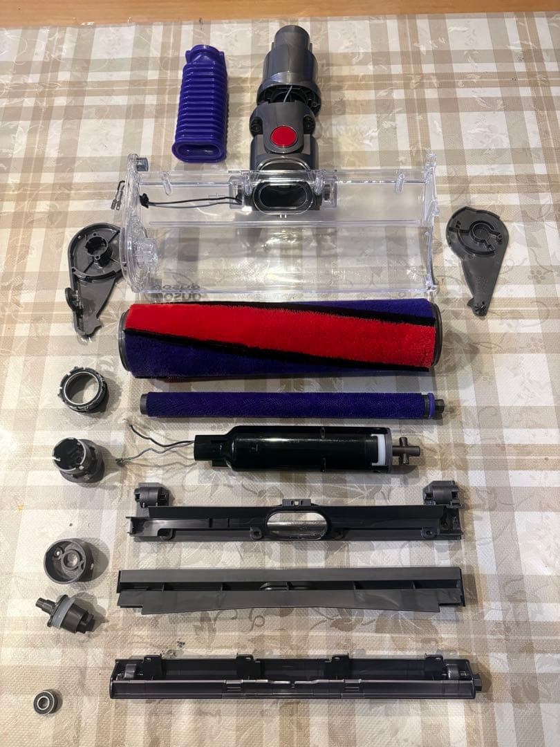 ダイソンV10 SV12 美品！　スタンド付き　分解洗浄除菌整備済み　SD-3