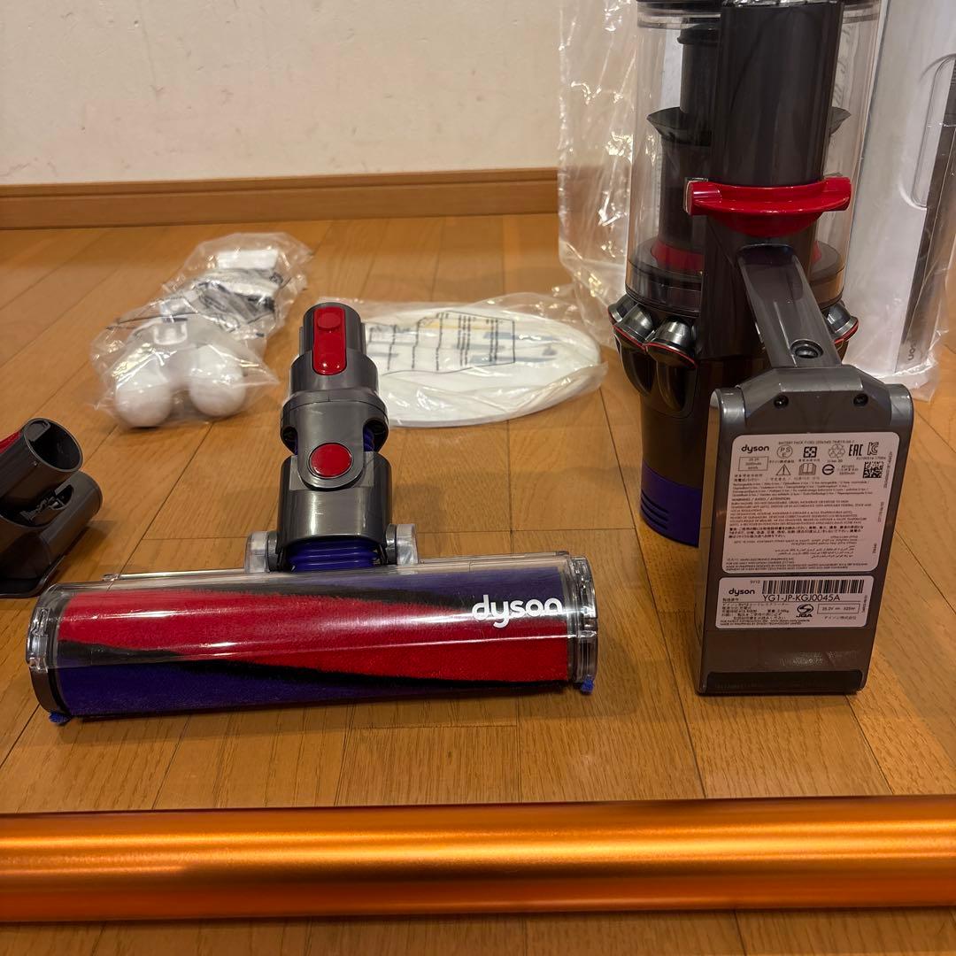 ダイソンV10 SV12 美品！　スタンド付き　分解洗浄除菌整備済み　SD-3