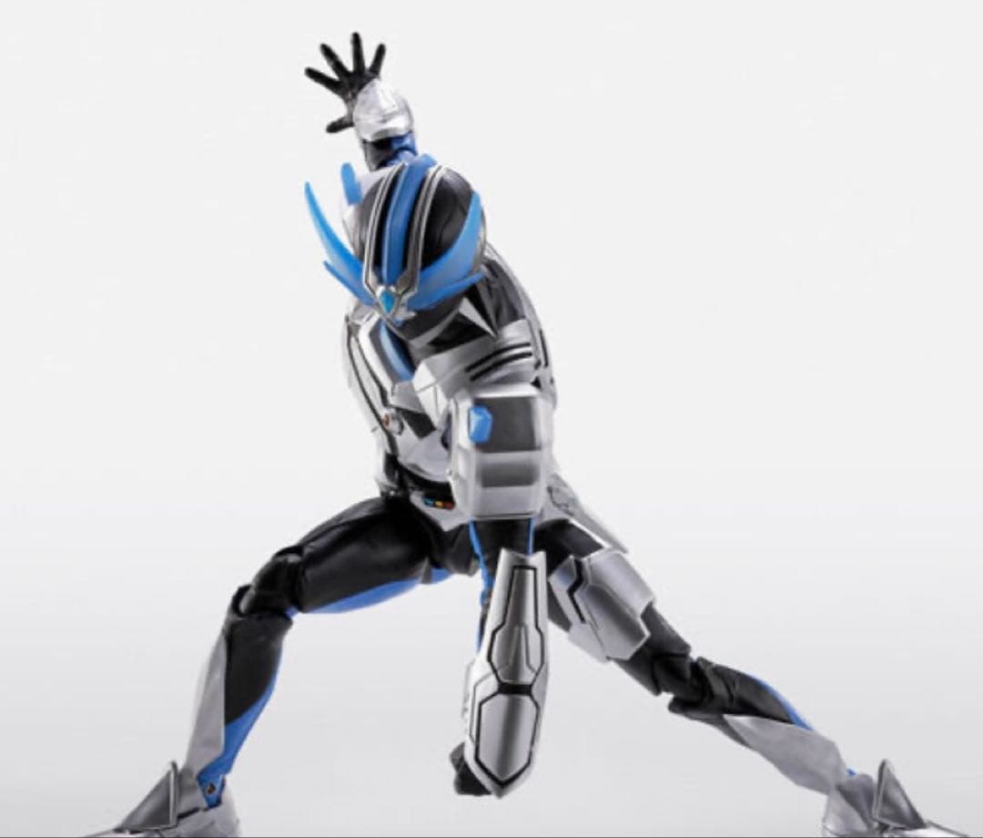 未開封 S.H.Figuarts 真骨彫製法 ウイングマン ガーダーシルエット