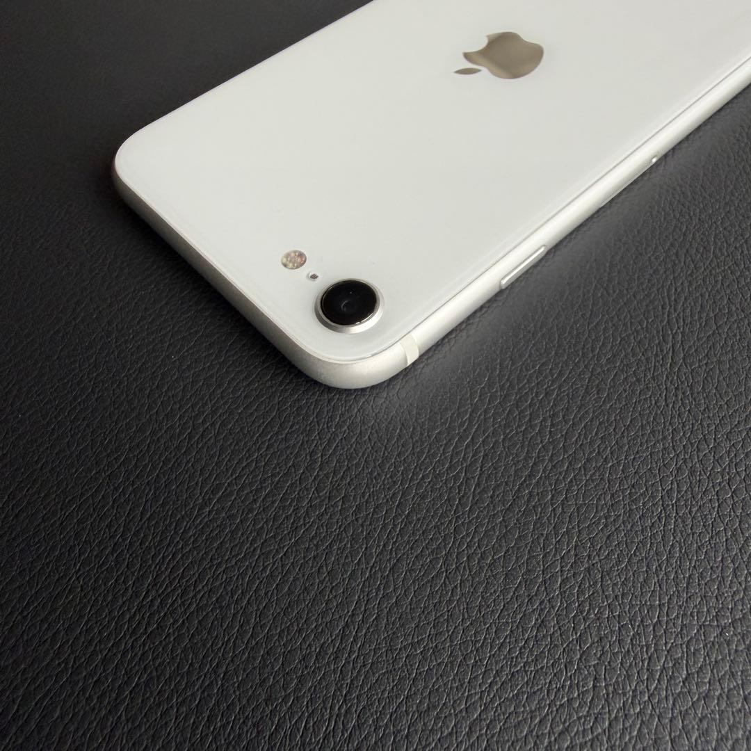 iPhone SE 第2世代 128GB バッテリー 78％SIMフリー