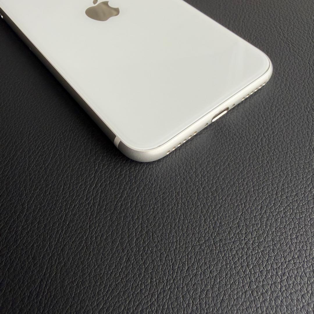 iPhone SE 第2世代 128GB バッテリー 78％SIMフリー