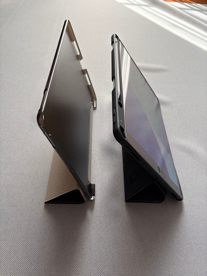 Apple iPad スペースグレー 本体とケース