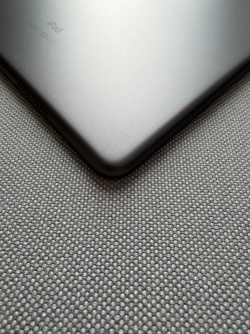 Apple iPad スペースグレー 本体とケース