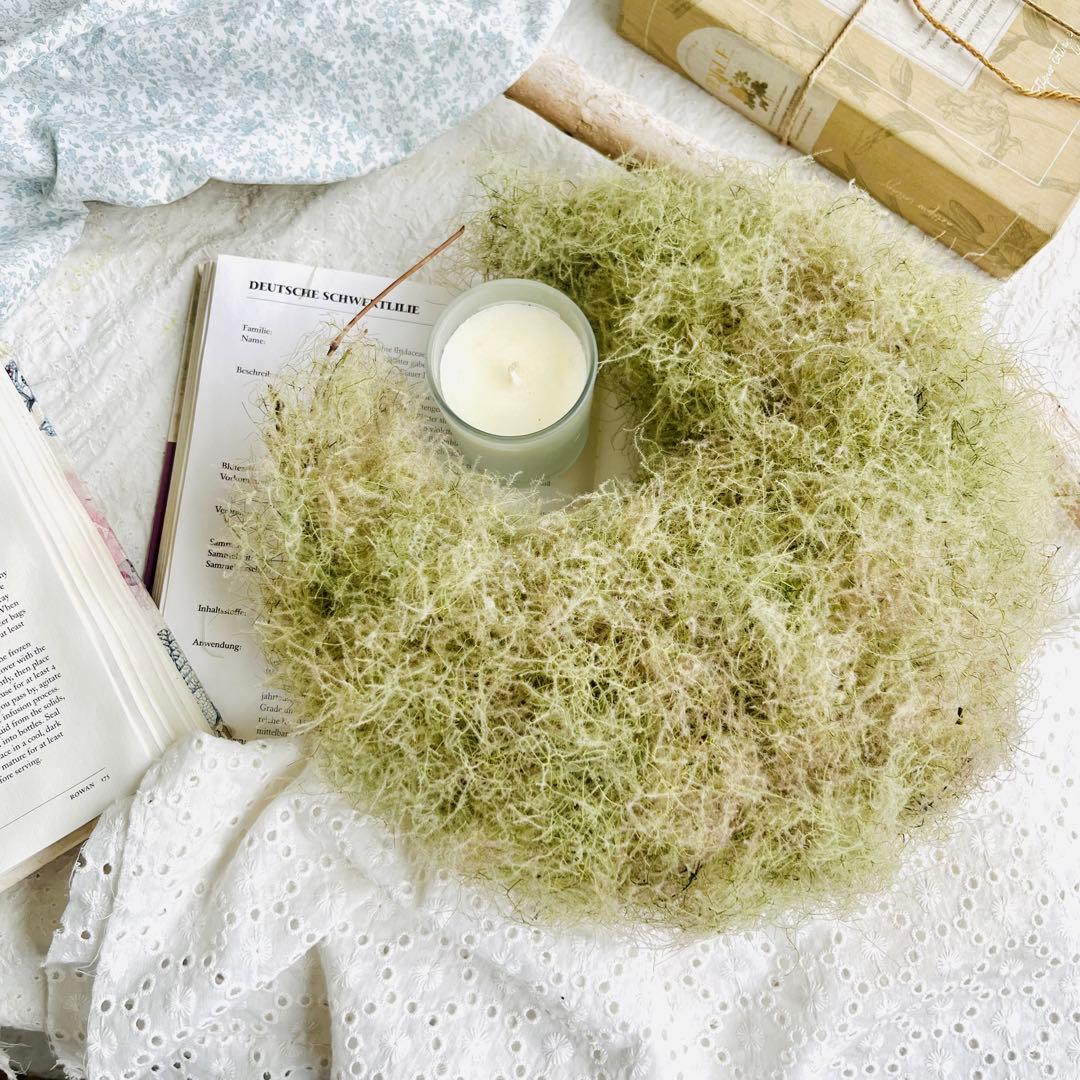 夏、秋、冬、春、来夏も^ ^スモークツリー　三日月リース　リース