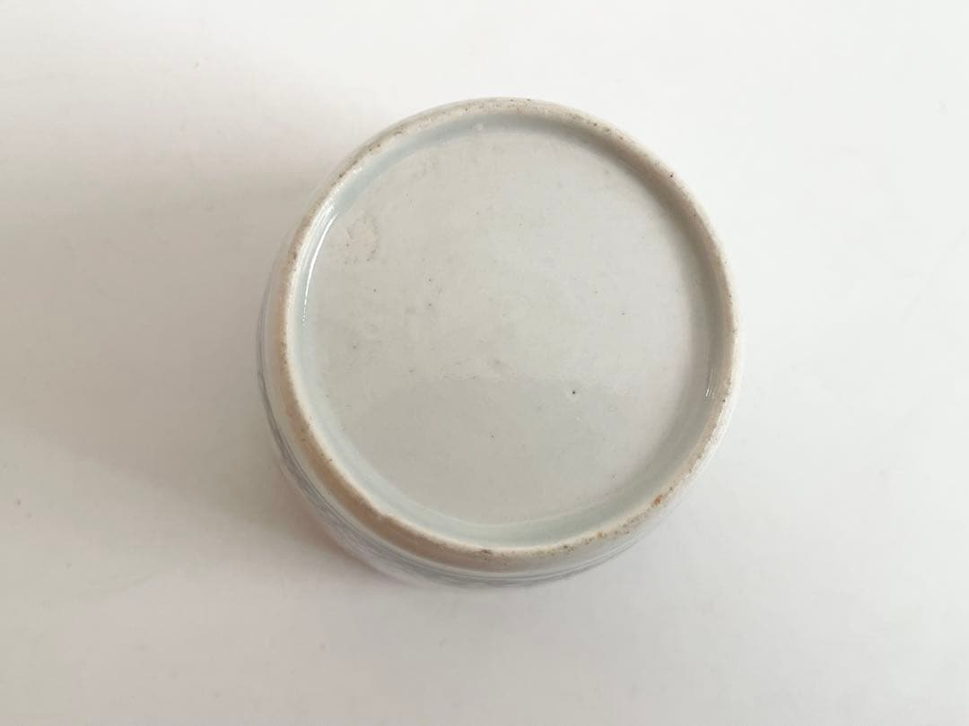 骨董　アンティーク　古伊万里　染付　氷割菊文様　蕎麦猪口