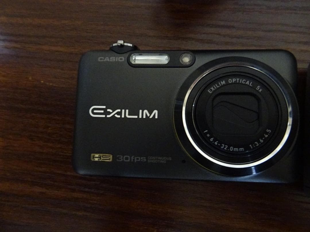 d*7様 阪005 カメラ 4点 まとめ売り 富士フイルム ソニー カシオ