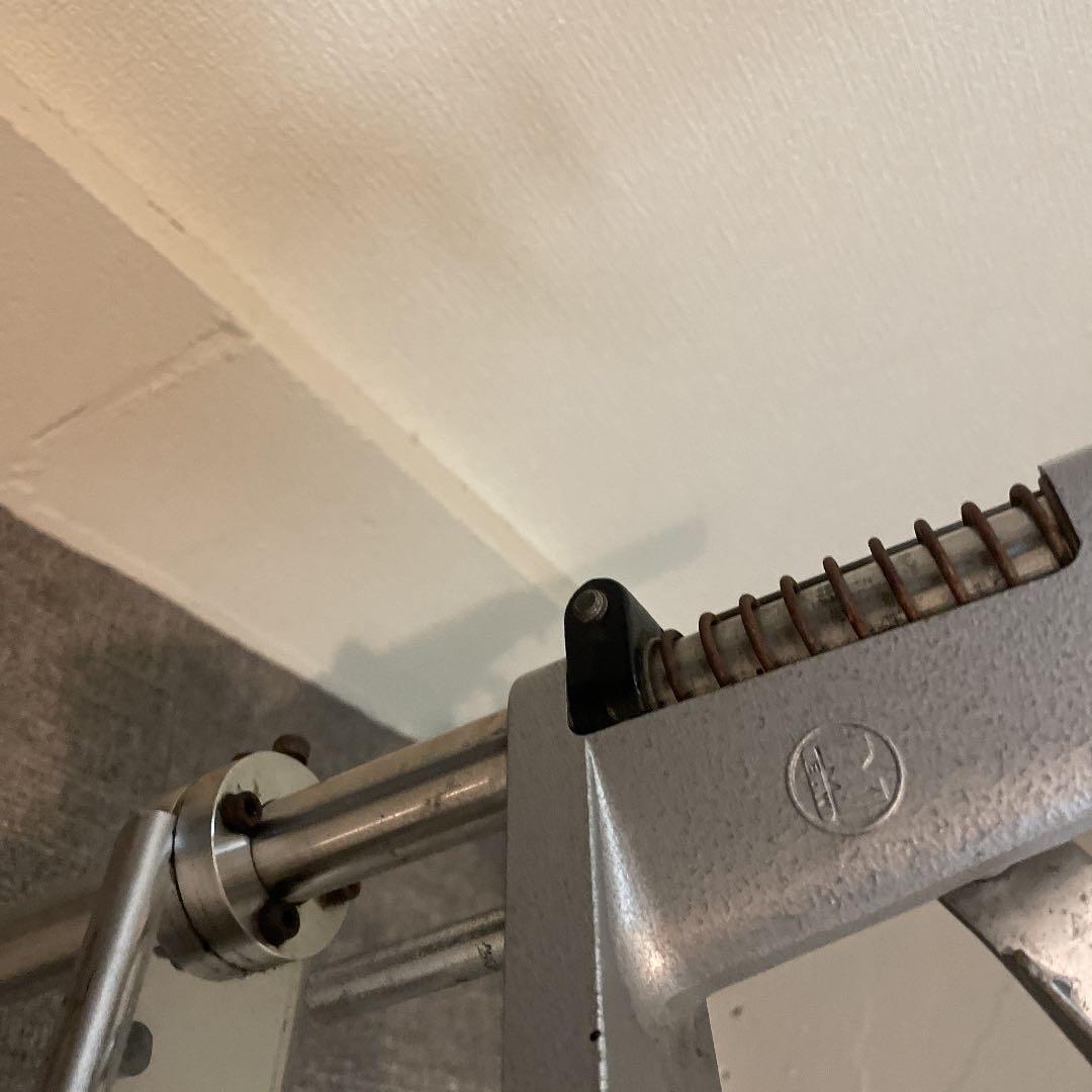 ペットボトル蓋用　打線機