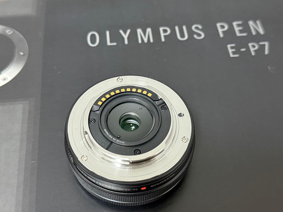 デジタルカメラ OLYMPUS PEN E-P7