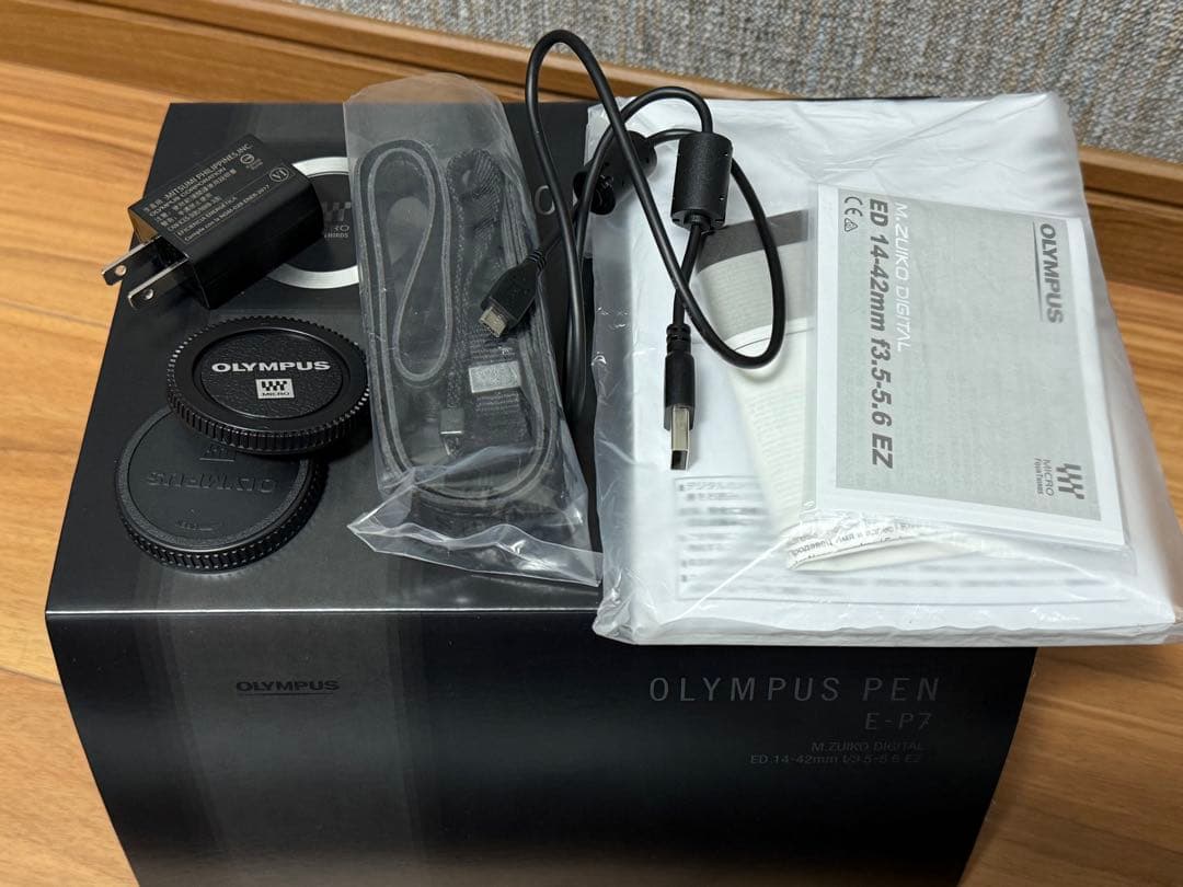 デジタルカメラ OLYMPUS PEN E-P7