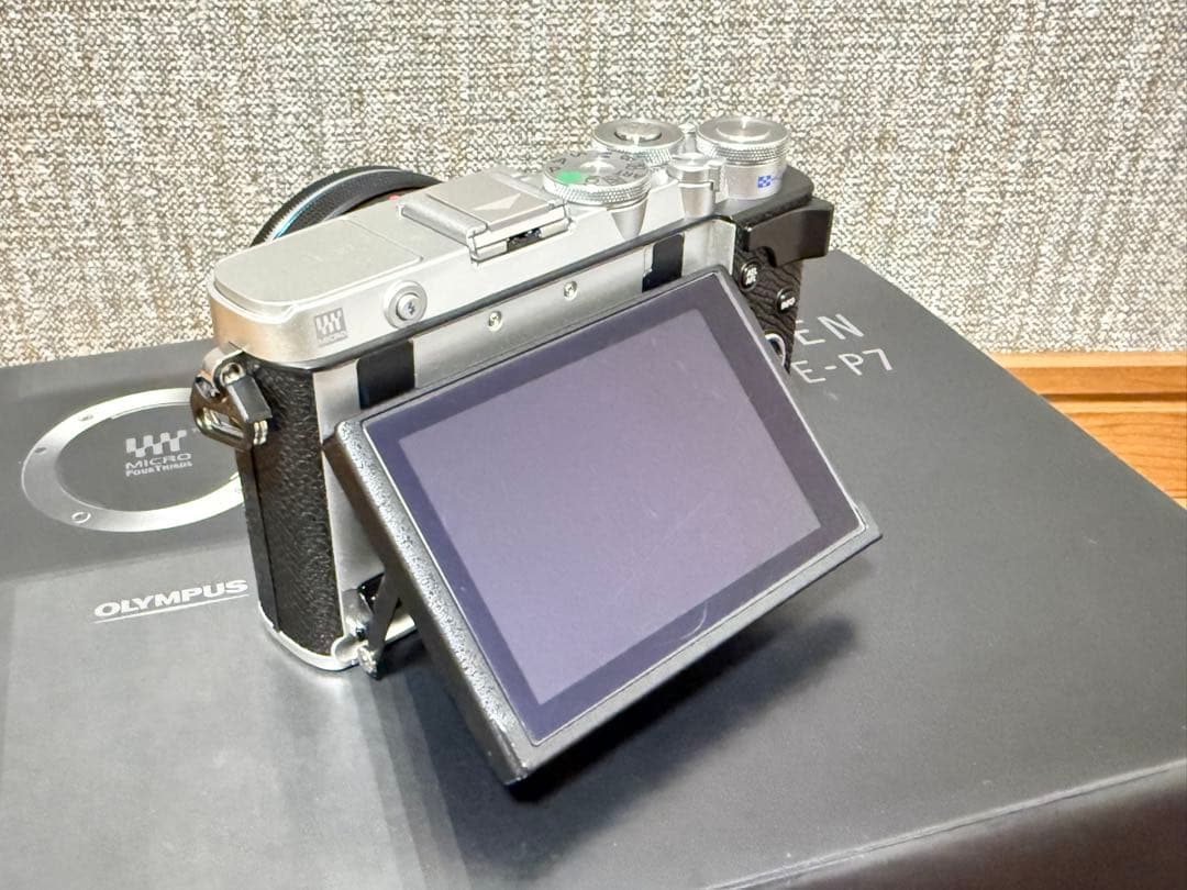 デジタルカメラ OLYMPUS PEN E-P7