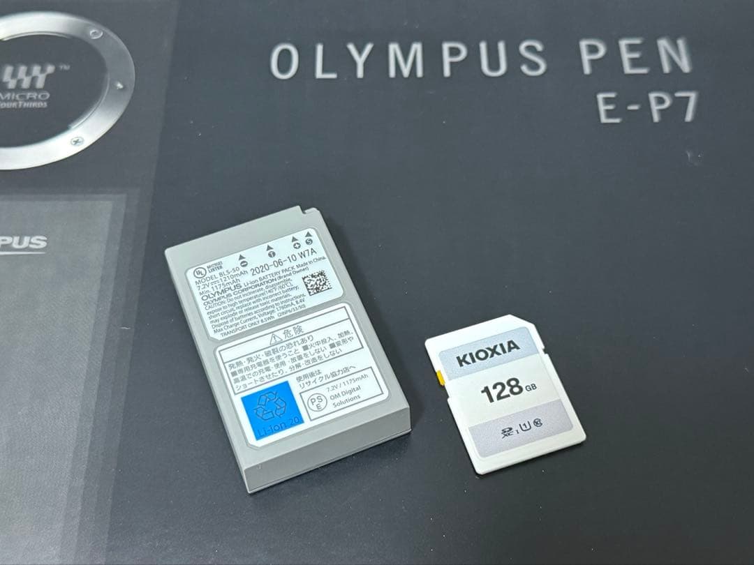 デジタルカメラ OLYMPUS PEN E-P7