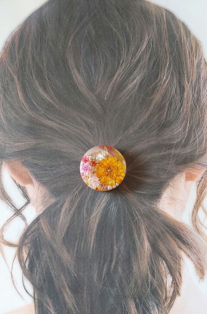 【1488】レジン　マトリカリア　ヘアゴム　ポニーフック　ブロ―チ　ハンドメイド
