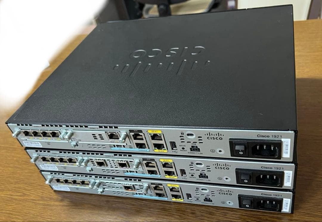 Cisco 1921 ルーター 3台　おまけあり