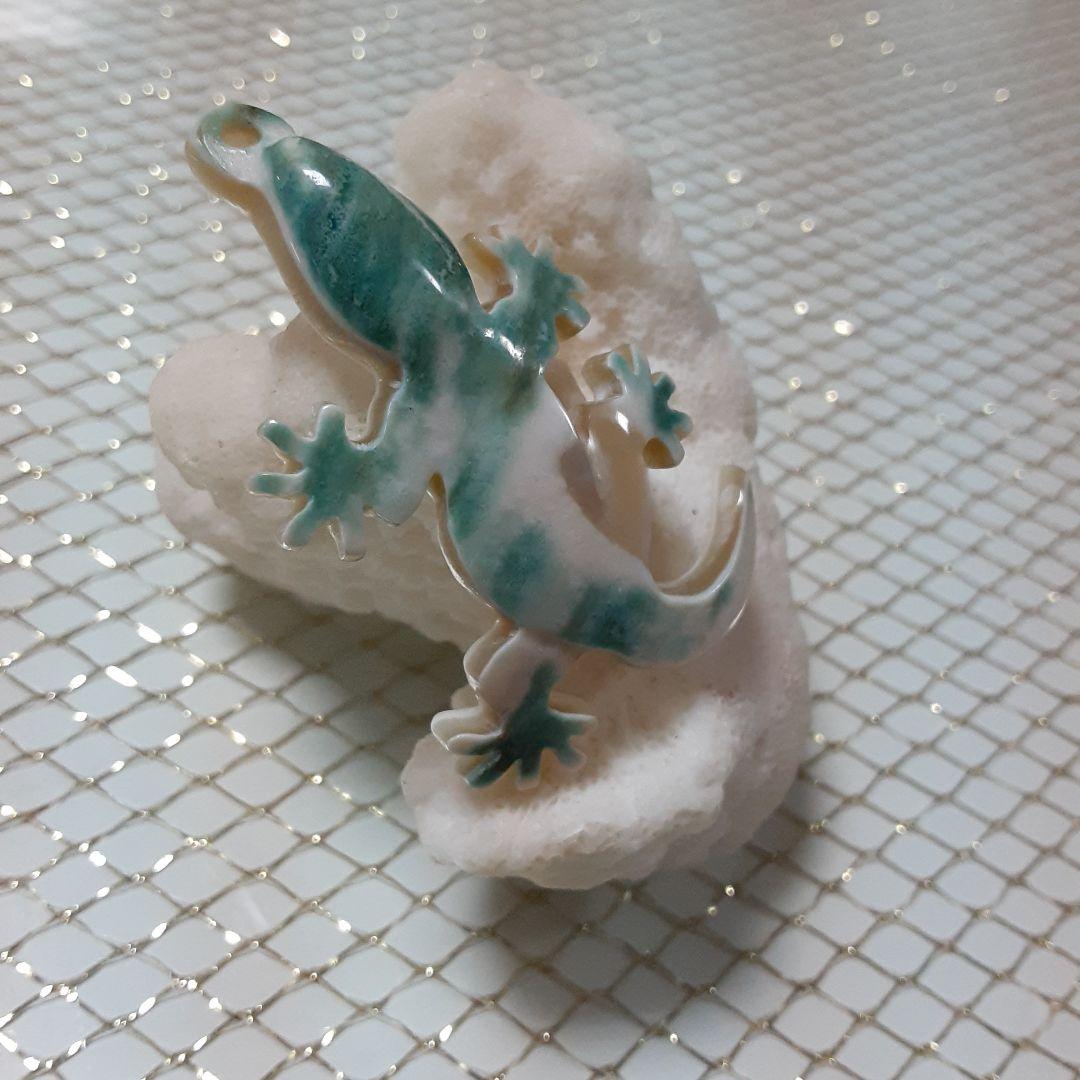 夜光貝　(ポチ様。お取引き中)『ヤモリ2点』ペンダント。