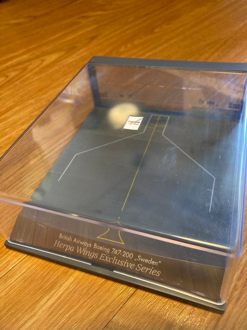 【値下げ】新品未使用ブリティッシュエアウェイズ　格納庫付き　B747-200