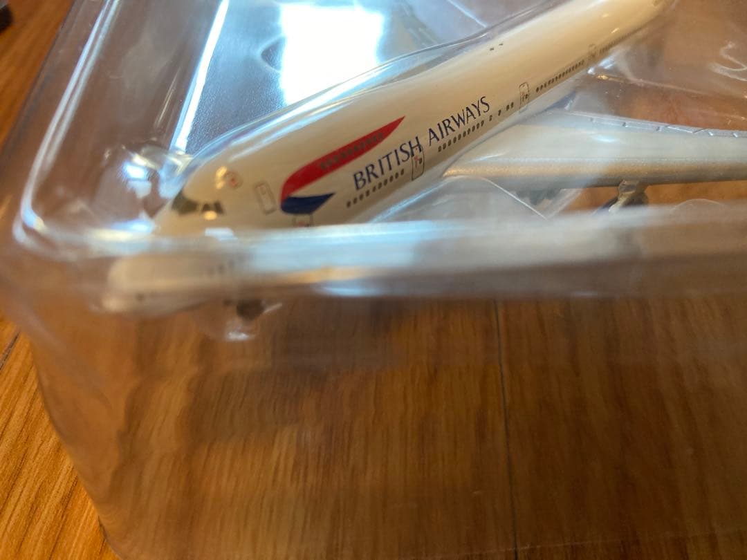 【値下げ】新品未使用ブリティッシュエアウェイズ　格納庫付き　B747-200