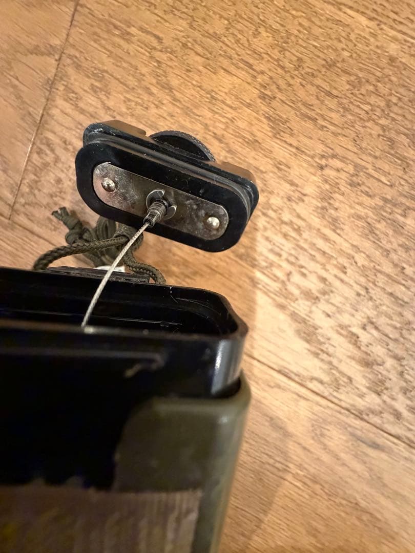 米軍実物 MS-2000M ストロボライト 救難マーカー動作確認済 ポーチ付