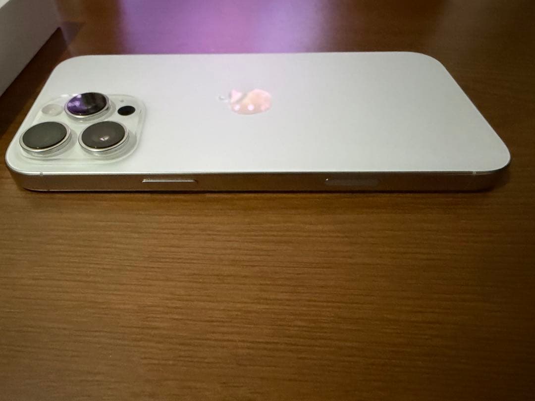 iPhon16Pro Max 256GB ホワイトチタニウム　SIMフリー