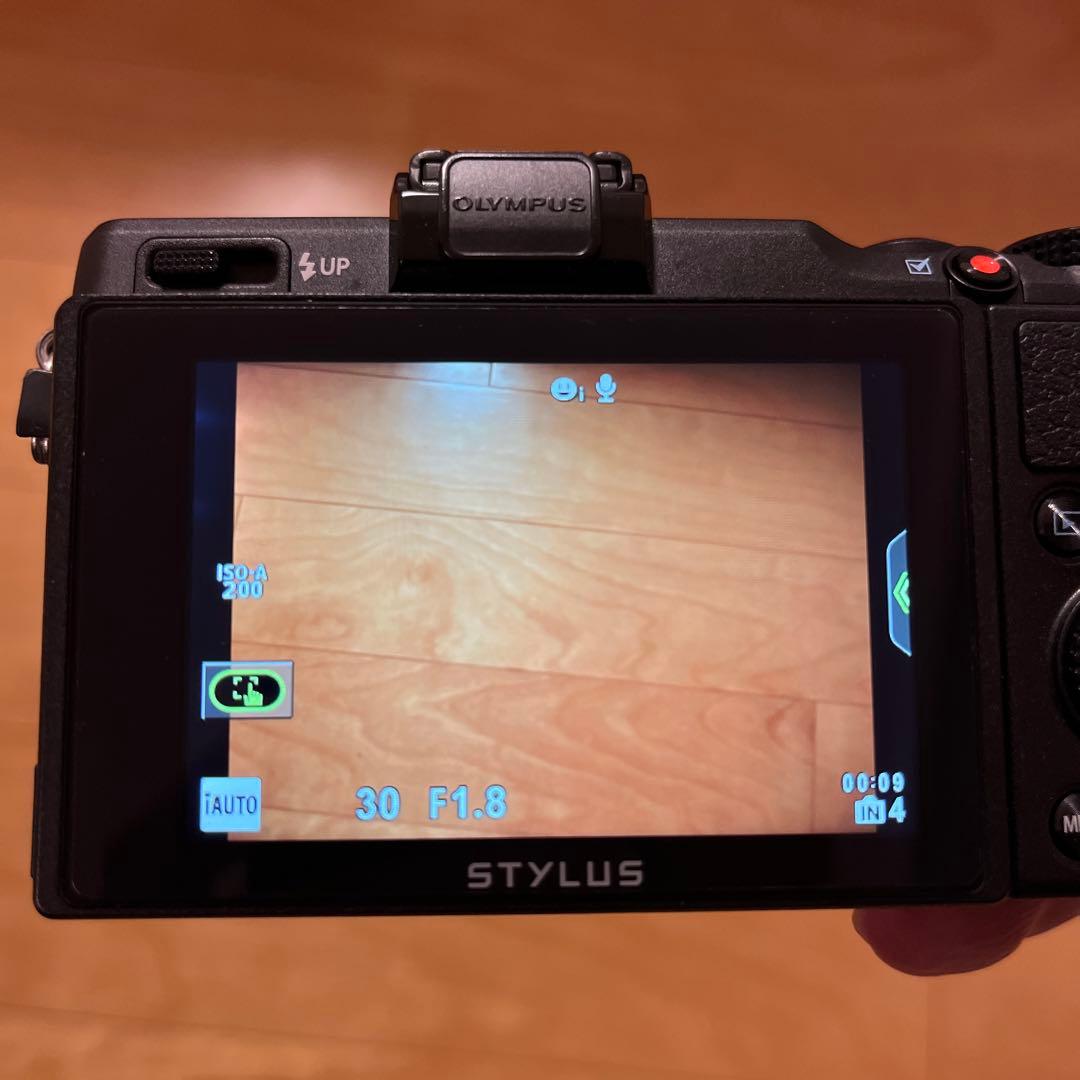 OLYMPUS オリンパス XZ-2