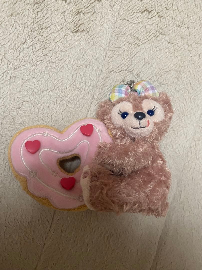 新品 ダッフィー フィルドウィズジョイ　ぬいぐるみバッジ 3点セット ドーナツ